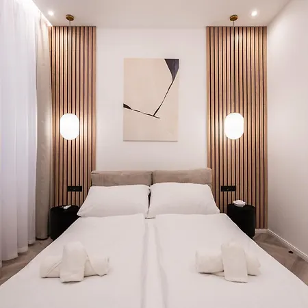 K51 - Kiraly Boutique - Location By Bqa *